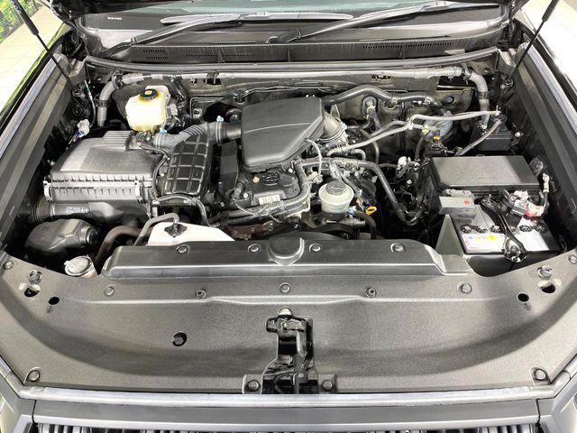 TOYOTA LANDCRUISER PRADO 2023 Image 31