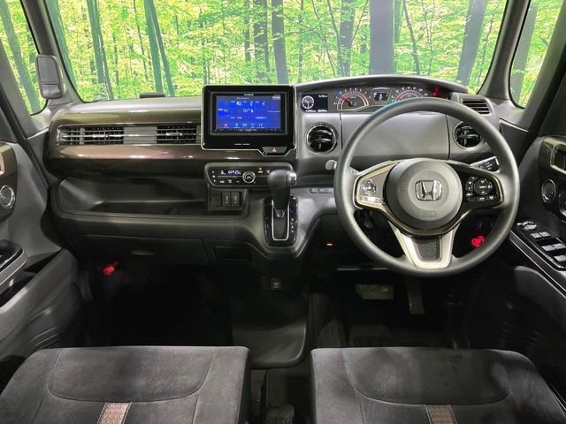 HONDA N BOX CUSTOM 2017 Image 31