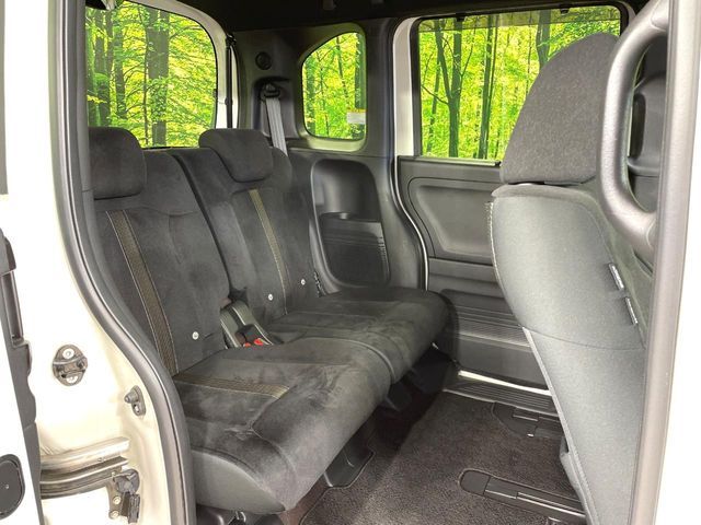 HONDA N BOX CUSTOM 2017 Image 31