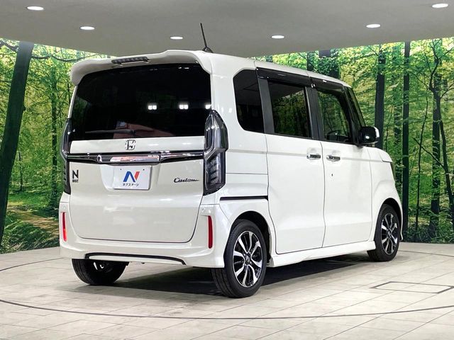 HONDA N BOX CUSTOM 2017 Image 31