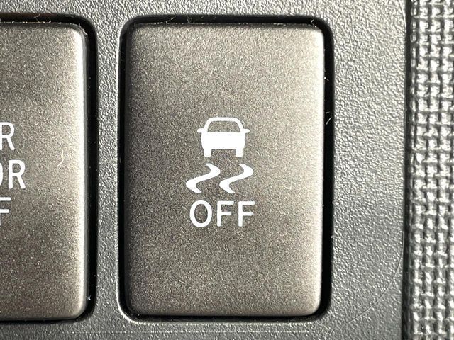 TOYOTA SPADE 2015 Image 31