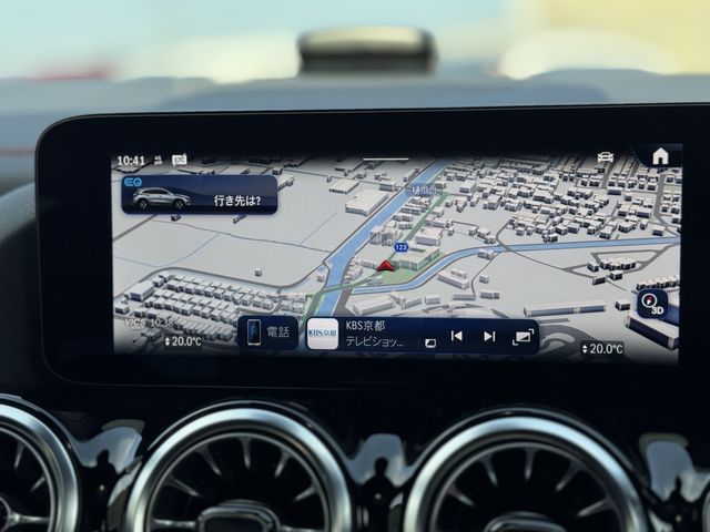 MERCEDES BENZ EQA 2024 Image 31