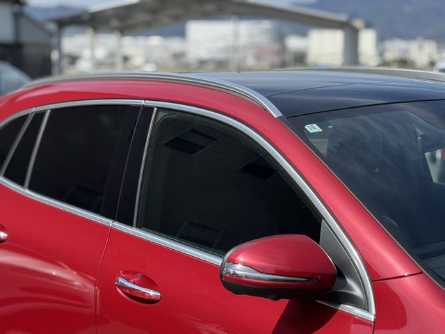 MERCEDES BENZ EQA 2024 Image 31