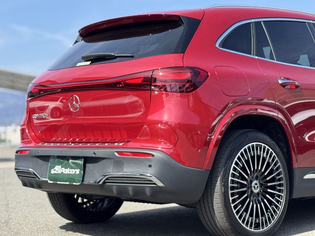 MERCEDES BENZ EQA 2024 Image 31