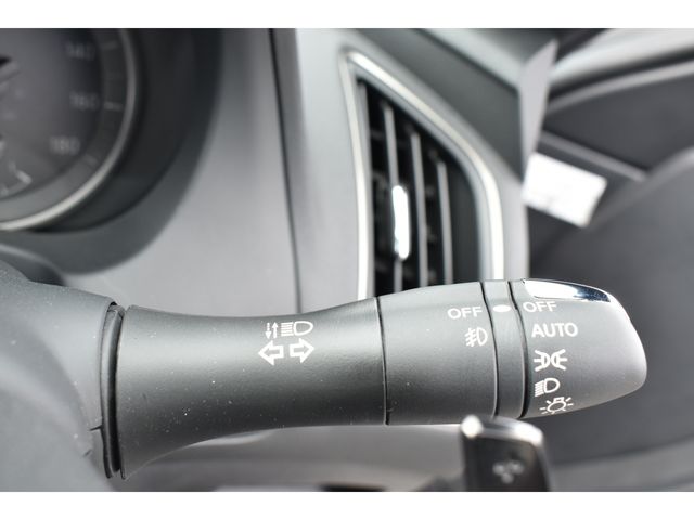 NISSAN SKYLINE 2015 Image 31