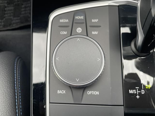 BMW 1SERIES 2021 Image 31