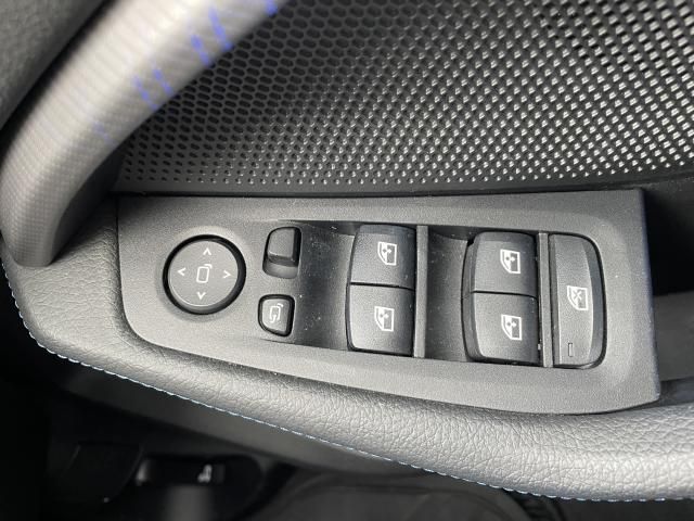 BMW 1SERIES 2021 Image 31