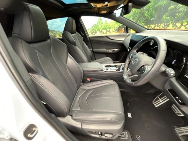 TOYOTA LEXUS NX350H 2023 Image 31