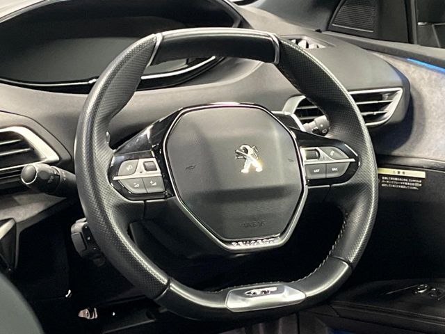 PEUGEOT 5008 2021 Image 31