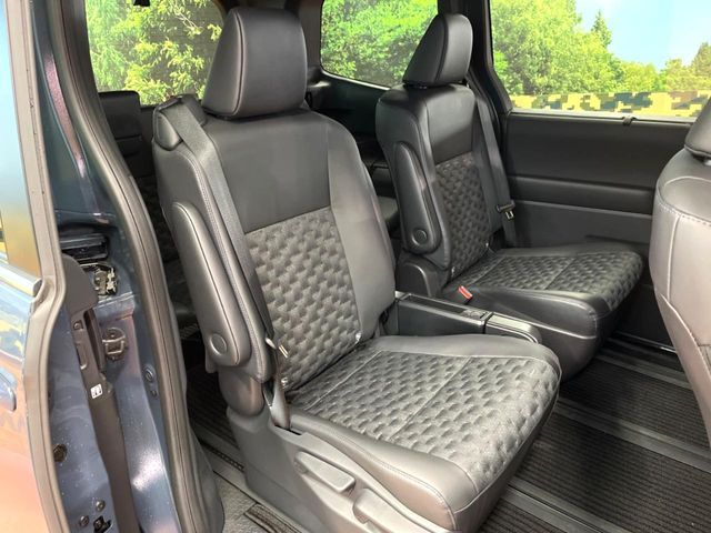 TOYOTA VOXY 2024 Image 31