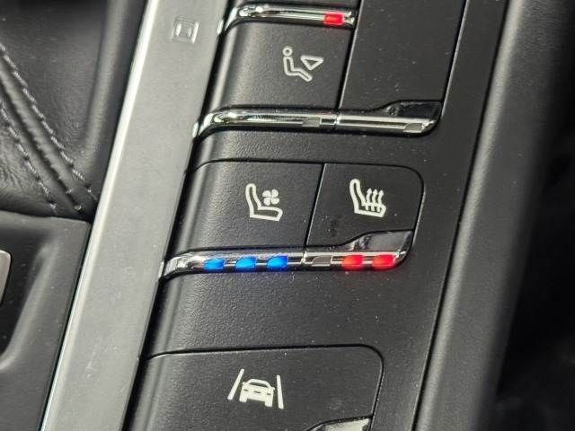 PORSCHE MACAN 2019 Image 31