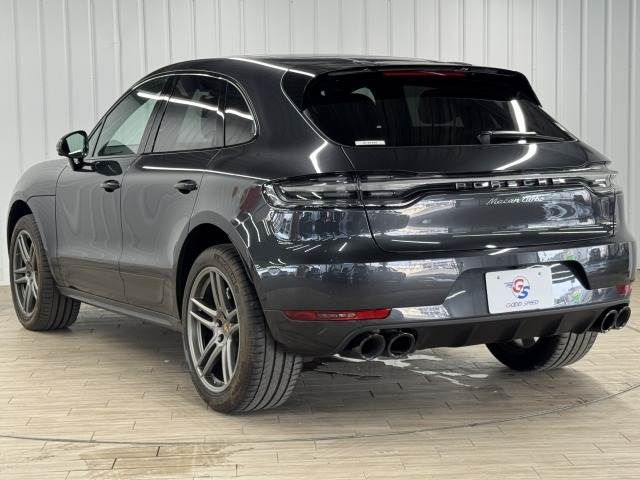 PORSCHE MACAN 2019 Image 31