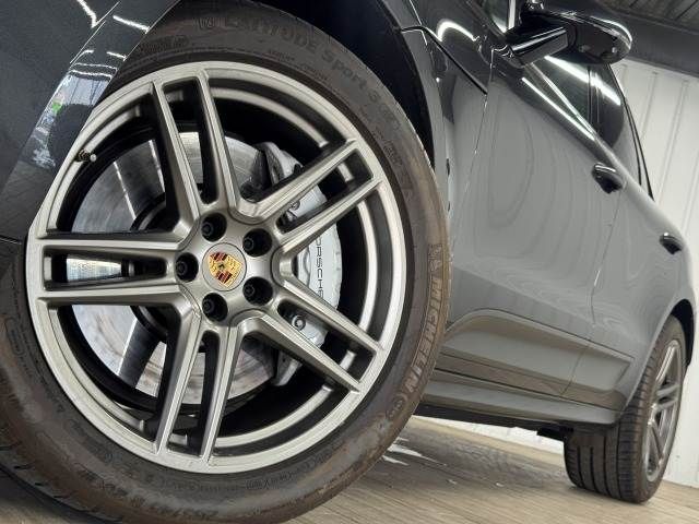 PORSCHE MACAN 2019 Image 31