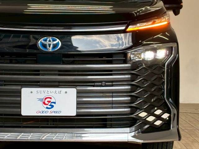 TOYOTA VOXY HYBRID 2023 Image 31