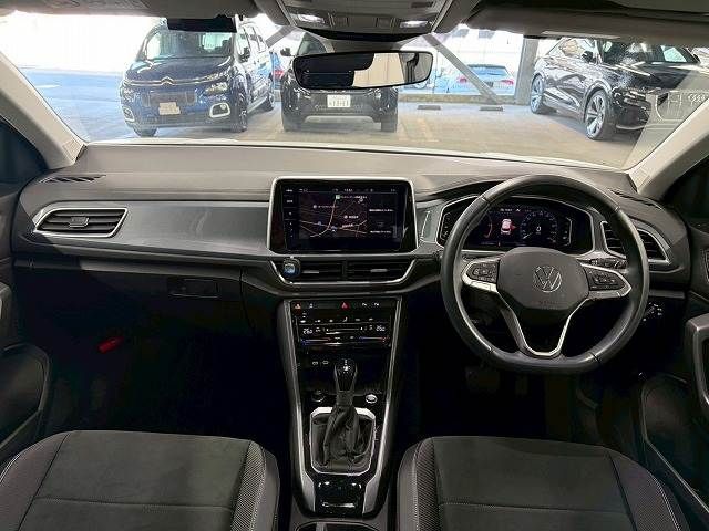 VOLKSWAGEN T-ROC 2023 Image 31