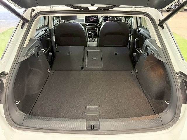 VOLKSWAGEN T-ROC 2023 Image 31