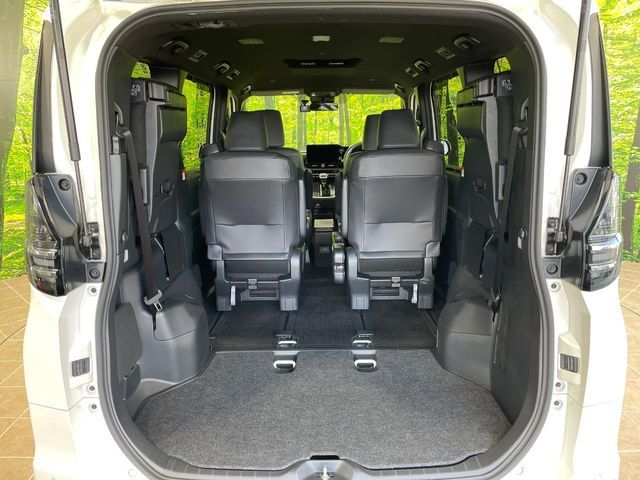 TOYOTA VOXY 2024 Image 31