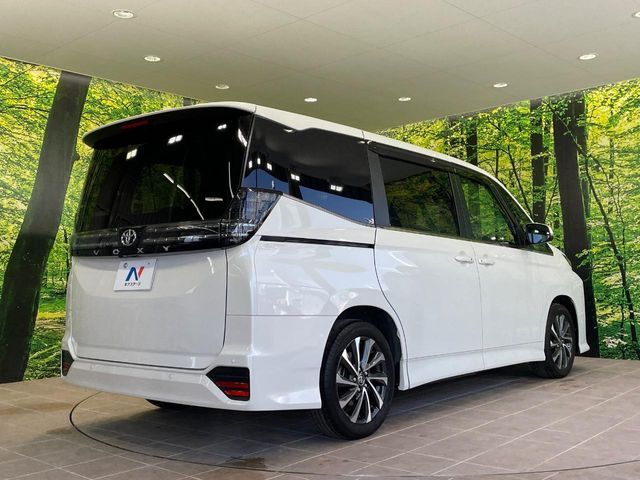 TOYOTA VOXY 2024 Image 31