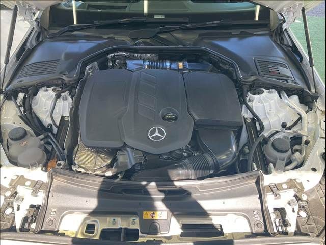 MERCEDES BENZ C CLAS 2022 Image 31