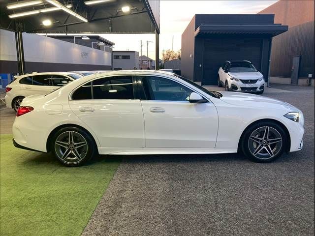 MERCEDES BENZ C CLAS 2022 Image 31