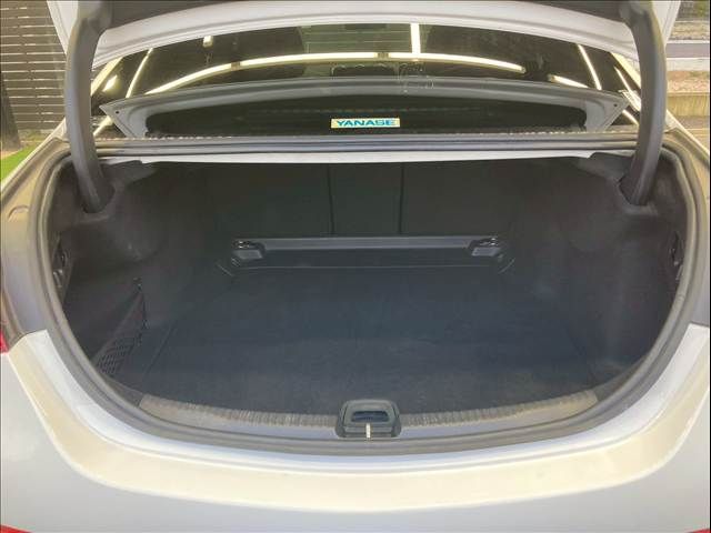 MERCEDES BENZ C CLAS 2022 Image 31