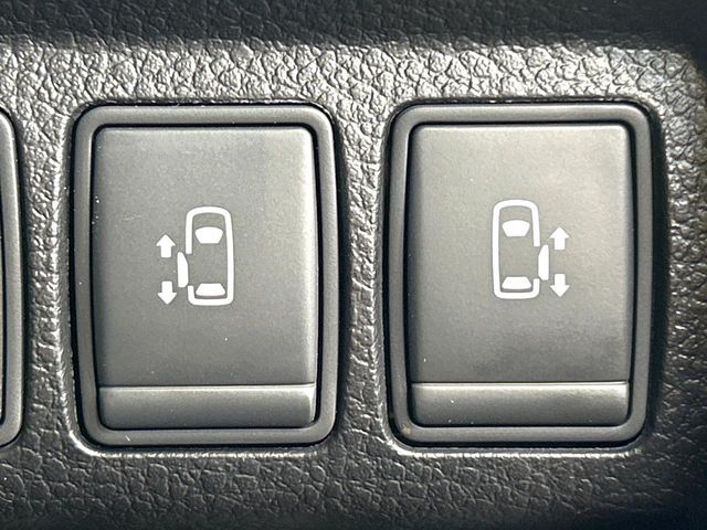 NISSAN ELGRAND 2021 Image 31