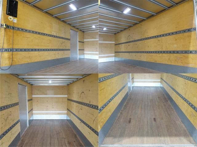 ISUZU FORWARD 2017 Image 31