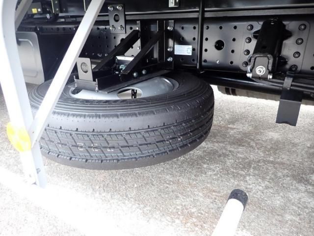 MITSUBISHI CANTER 2025 Image 31