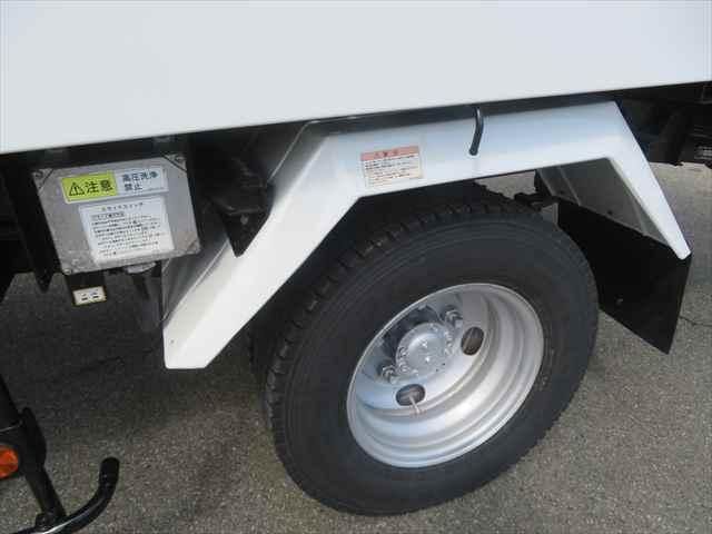 MITSUBISHI CANTER 2013 Image 31