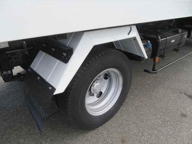 MITSUBISHI CANTER 2013 Image 31
