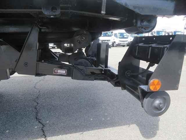 MITSUBISHI CANTER 2013 Image 31