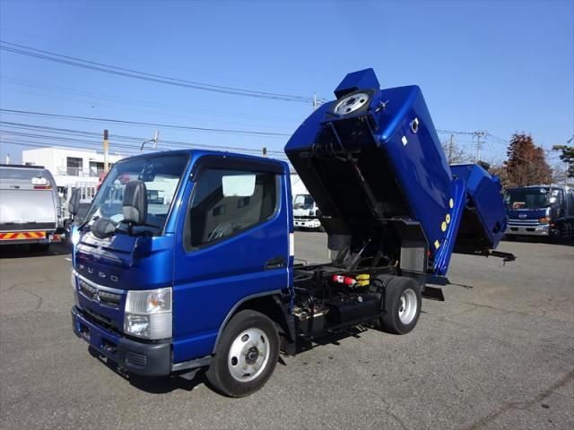 MITSUBISHI CANTER 2017 Image 31