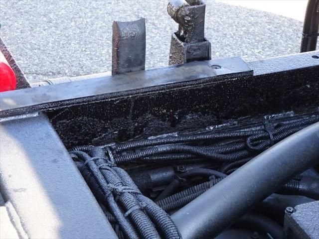 MITSUBISHI CANTER 2017 Image 31