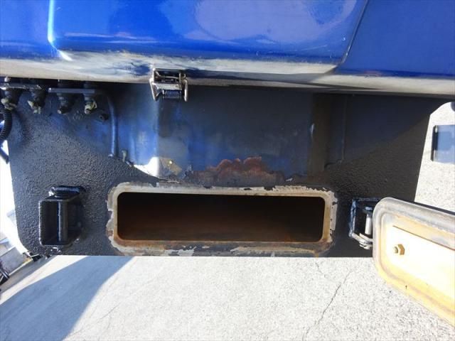 MITSUBISHI CANTER 2017 Image 31