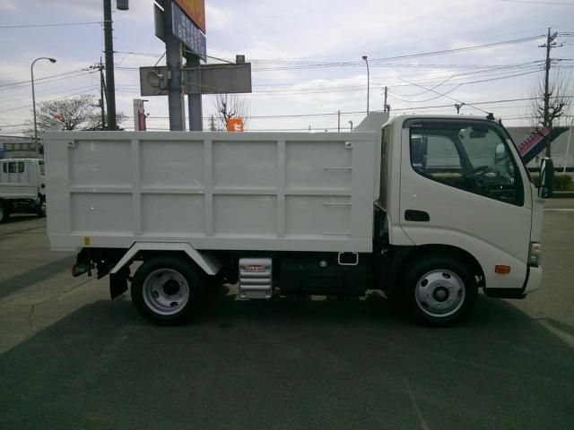 HINO DUTRO 2025 Image 31