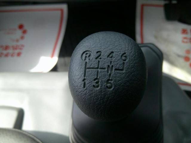 HINO DUTRO 2025 Image 31