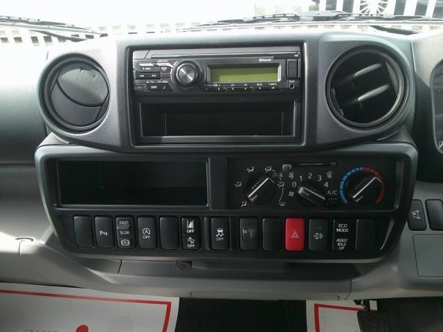 HINO DUTRO 2025 Image 31