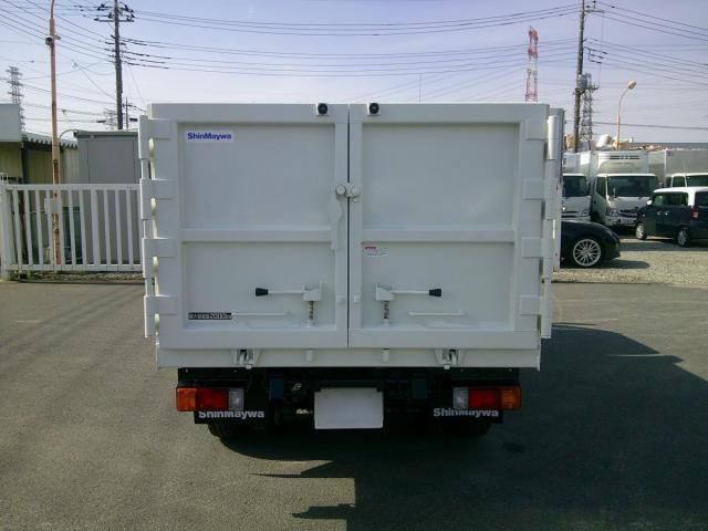 HINO DUTRO 2025 Image 31