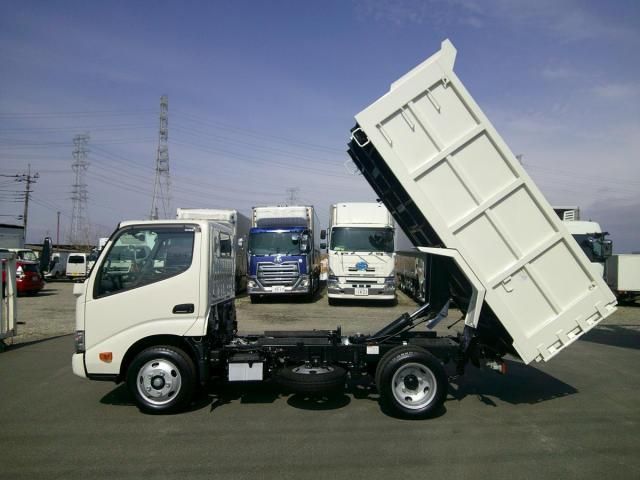 HINO DUTRO 2025 Image 31