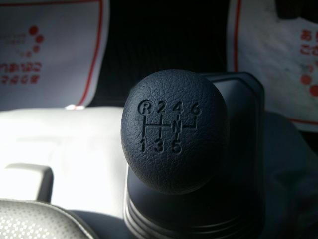 HINO DUTRO 2025 Image 31