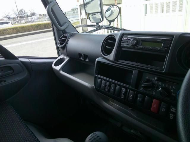 HINO DUTRO 2025 Image 31