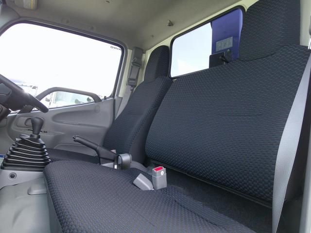 HINO DUTRO 2025 Image 31