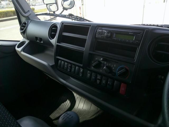 HINO DUTRO 2025 Image 31