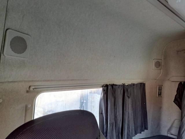 MITSUBISHI FUSOU SUPER GREAT 2017 Image 31