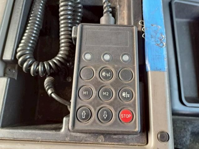 MITSUBISHI FUSOU SUPER GREAT 2017 Image 31