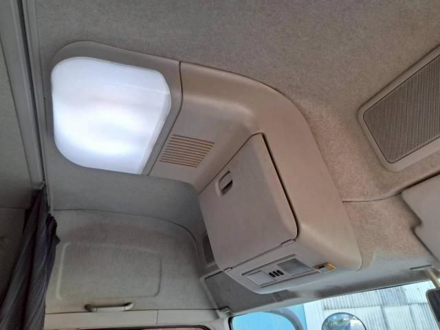 MITSUBISHI FUSOU SUPER GREAT 2017 Image 31