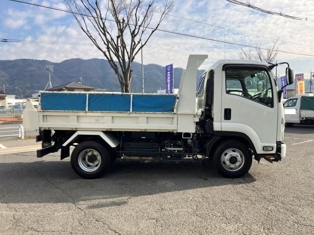 ISUZU FORWARD 2023 Image 31