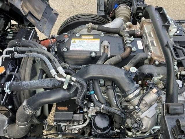 ISUZU FORWARD 2023 Image 31