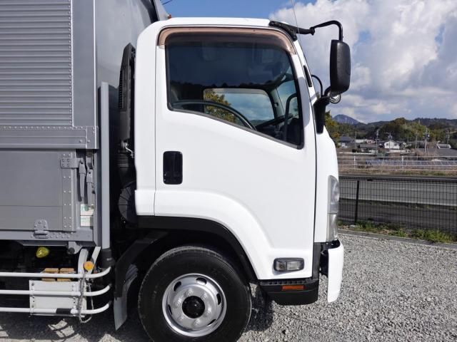 ISUZU FORWARD 2011 Image 31