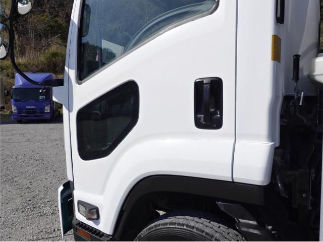 ISUZU FORWARD 2011 Image 31